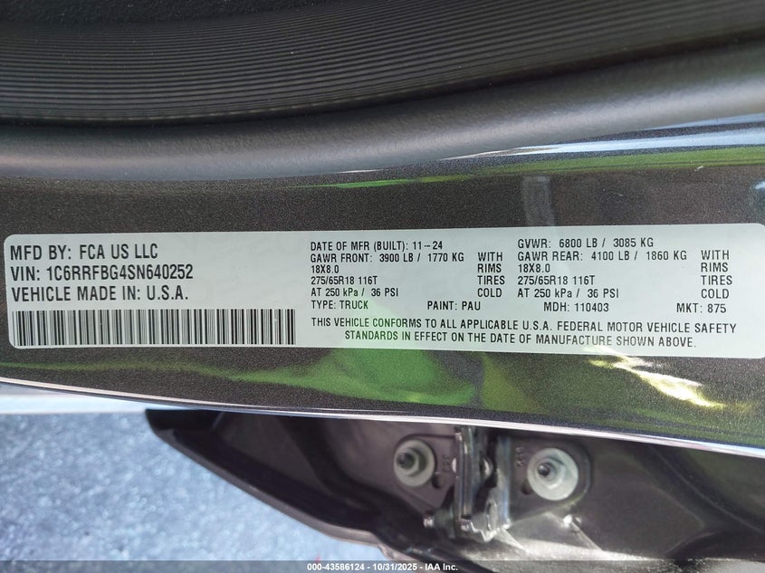 2025 Ram 1500 Big Horn Crew Cab 4X4 6'4 Box VIN: 1C6RRFBG4SN640252 Lot: 43586124