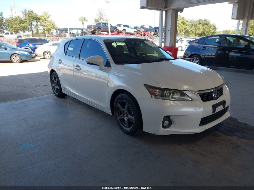 LEXUS CT 200H PREMIUM