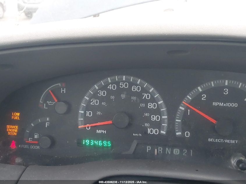 2003 Ford F-150 Xl/Xlt VIN: 1FTRF17233NB00510 Lot: 43586238