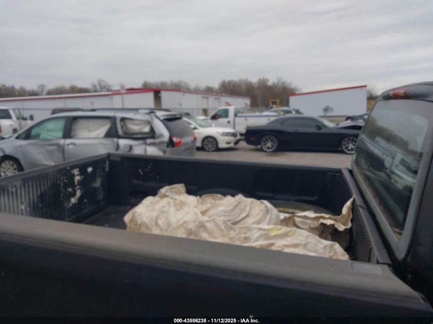 2003 Ford F-150 Xl/Xlt VIN: 1FTRF17233NB00510 Lot: 43586238