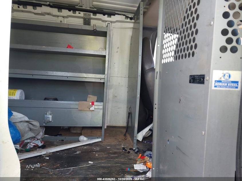 2001 Chevrolet Express VIN: 1GCGG25R511114374 Lot: 43586263