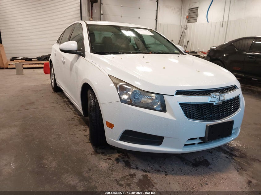 CHEVROLET CRUZE 1LT AUTO