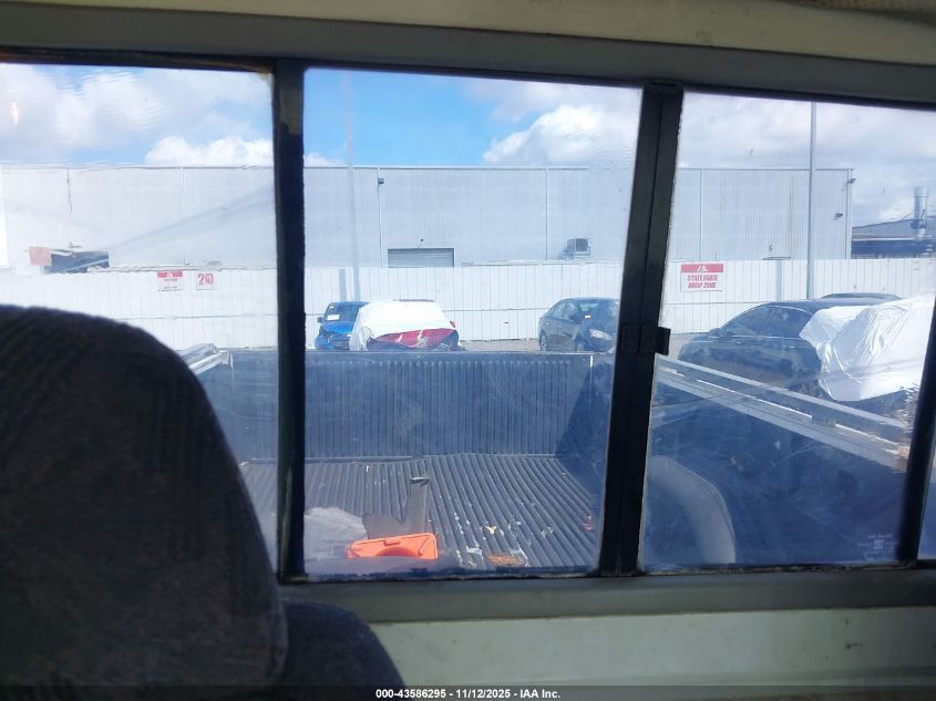 1993 Chevrolet Gmt-400 C1500 VIN: 1GCDC14Z6PZ230820 Lot: 43586295