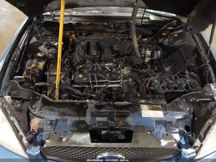 2004 Ford Taurus Se VIN: 1FAHP58U44A172735 Lot: 43586340