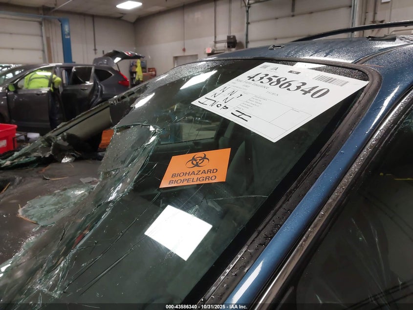 2004 Ford Taurus Se VIN: 1FAHP58U44A172735 Lot: 43586340