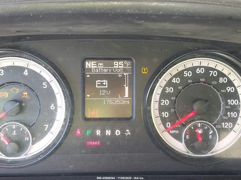 2017 Ram 1500 Slt 4X2 6'4 Box VIN: 1C6RR6TT1HS576127 Lot: 43586384