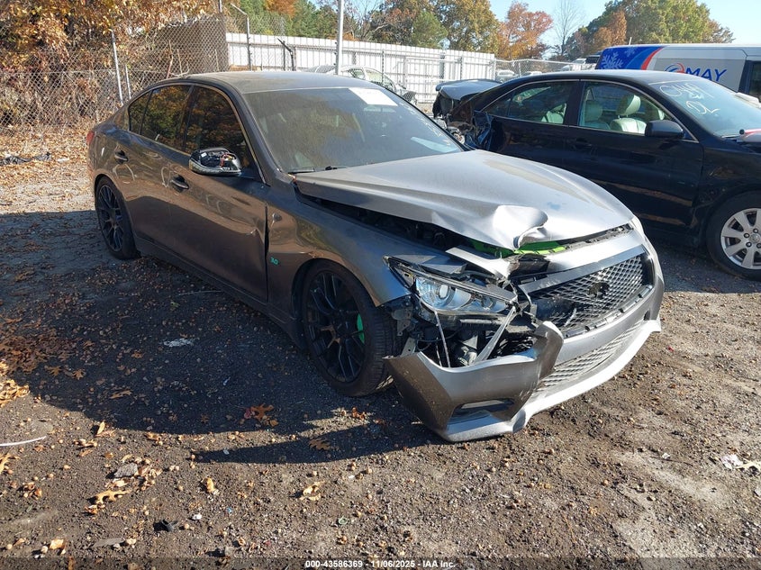 INFINITI Q50 3.0T SPORT