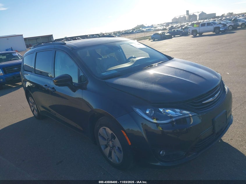 2018 CHRYSLER PACIFICA HYBRID LIMITED - 2C4RC1N79JR340622