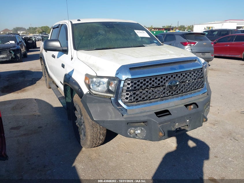TOYOTA TUNDRA SR5 5.7L V8
