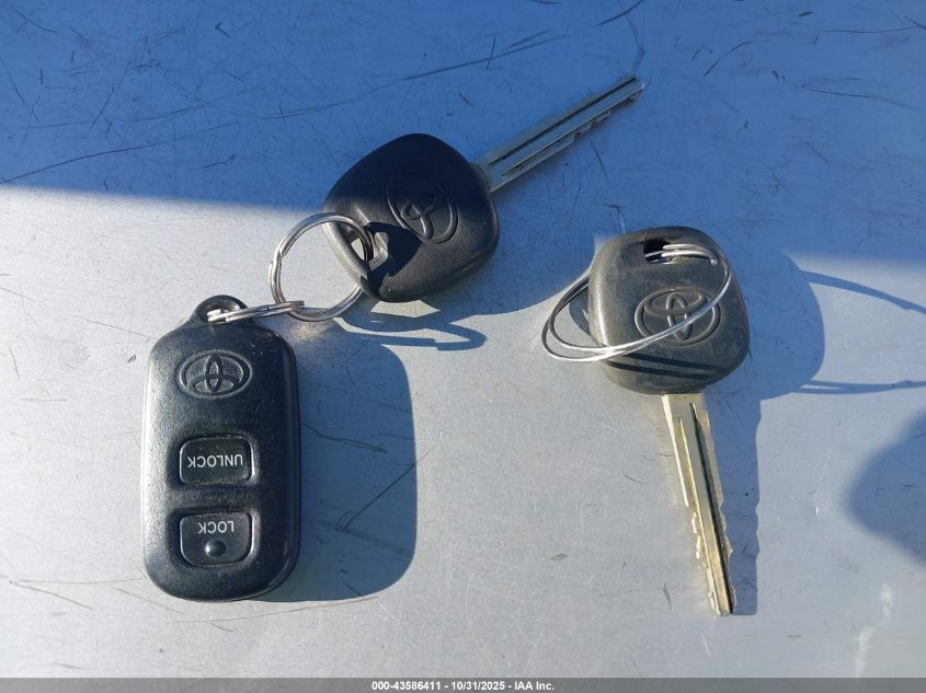 2006 Toyota Highlander Hybrid Limited V6 VIN: JTEDW21A360008813 Lot: 43586411