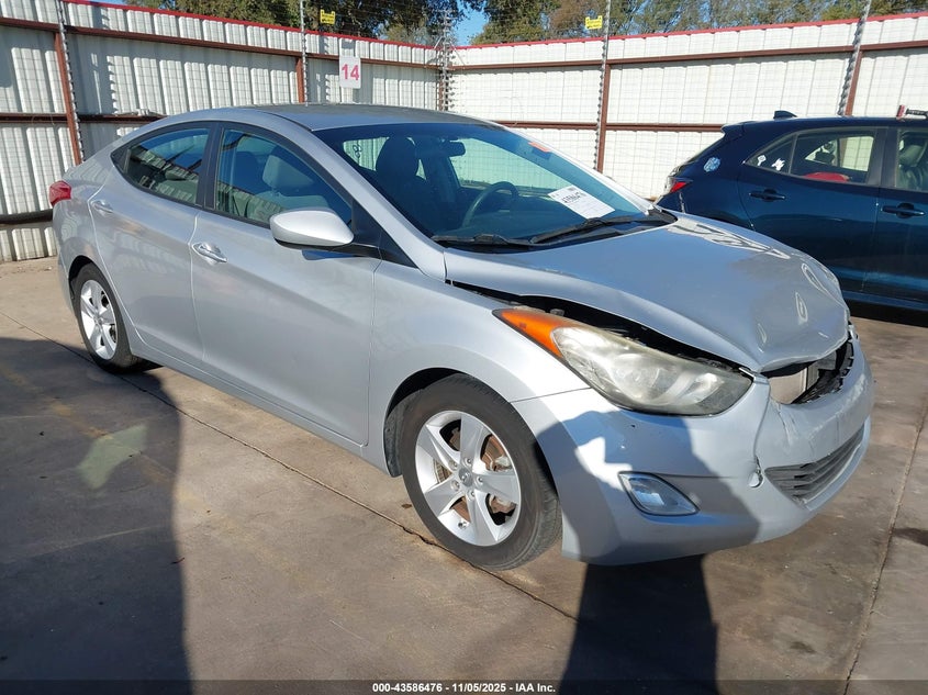 5NPDH4AE1DH323591 2013 Hyundai Elantra Gls auction photo 1