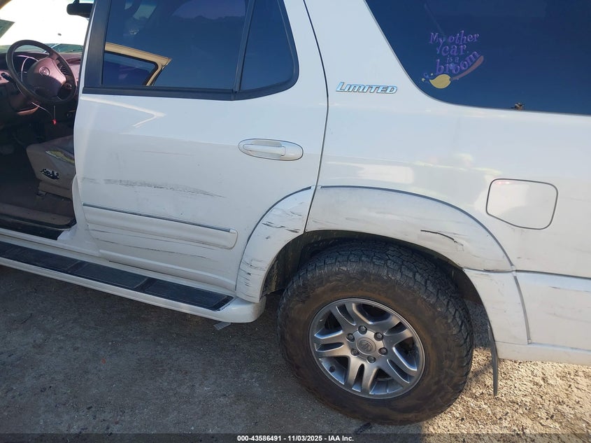 2004 Toyota Sequoia Limited V8 VIN: 5TDZT38A74S223491 Lot: 43586491