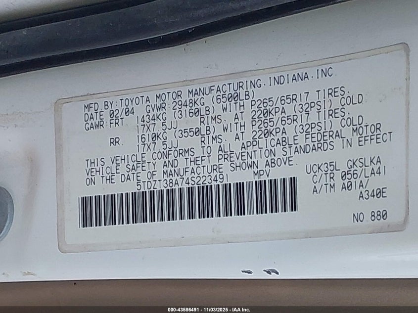 2004 Toyota Sequoia Limited V8 VIN: 5TDZT38A74S223491 Lot: 43586491