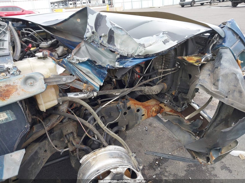 1997 Chevrolet Tahoe VIN: 3GNEK18S0VG143634 Lot: 43586565