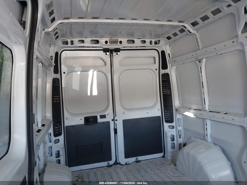 2016 Ram Promaster 2500 High Roof VIN: 3C6TRVCG6GE131189 Lot: 43586587