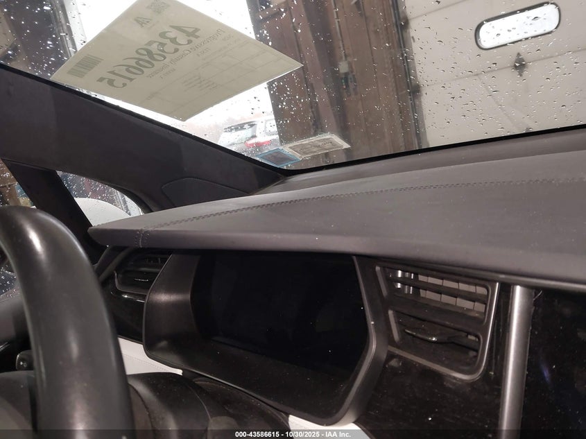 2020 Tesla Model X Long Range Dual Motor All-Wheel Drive/Long Range Plus Dual Motor All-Wheel Drive VIN: 5YJXCDE23LF233190 Lot: 43586615