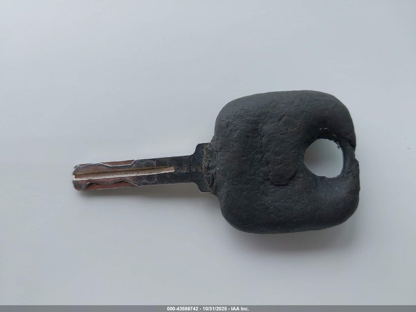 2002 Volvo V70 Xc VIN: YV1SZ58DX21068767 Lot: 43586742