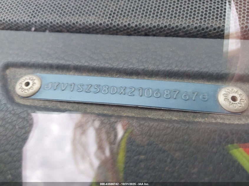 2002 Volvo V70 Xc VIN: YV1SZ58DX21068767 Lot: 43586742