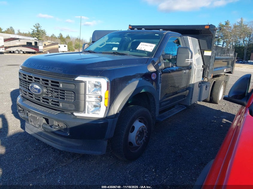 1FDUF5HT7PEC83730 2023 FORD F550 photo no. 2