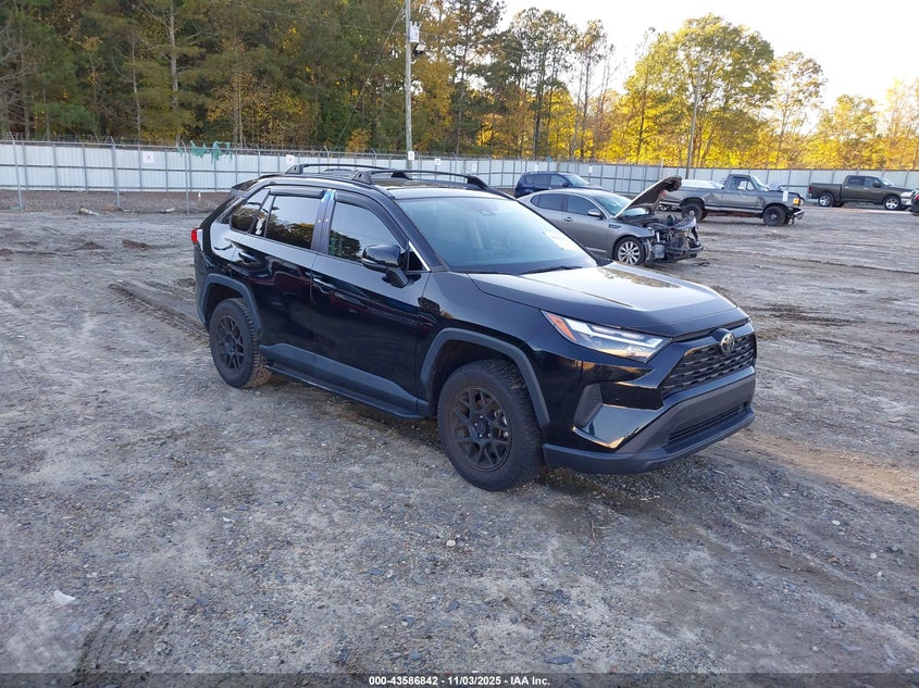 TOYOTA RAV4 XLE