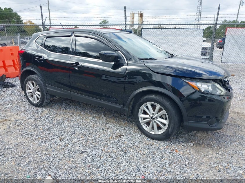 NISSAN ROGUE SPORT S