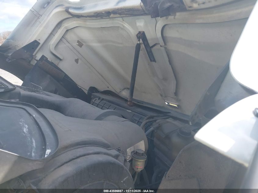 2010 International 9200 9200I VIN: 3HSCEAPR6AN276627 Lot: 43586887