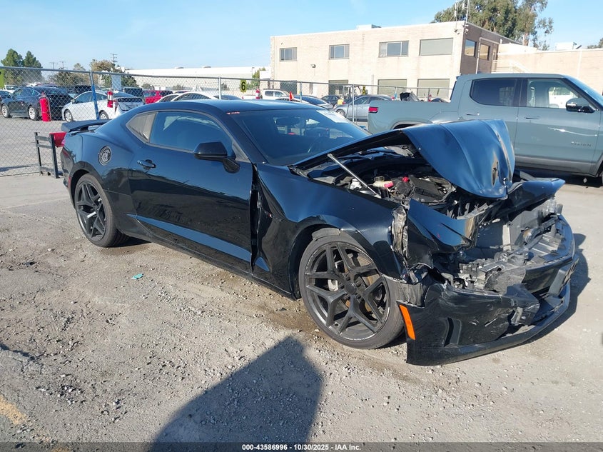 CHEVROLET CAMARO 1LS
