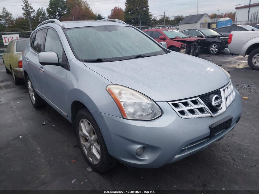 NISSAN ROGUE SV W/SL PKG