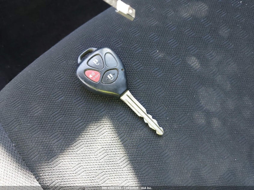 2008 Scion Xd VIN: JTKKU10488J013888 Lot: 43587053