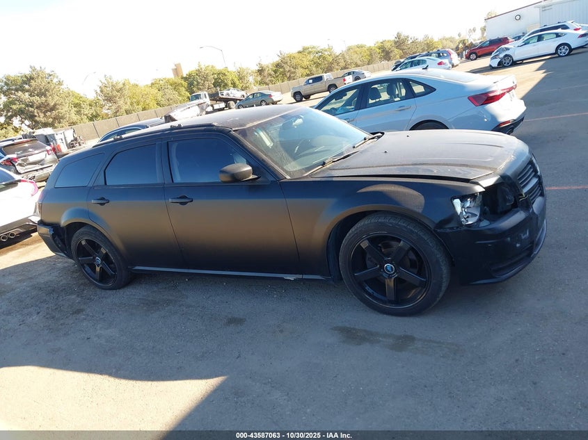 2008 Dodge Magnum VIN: 2D4FV47T18H111945 Lot: 43587063