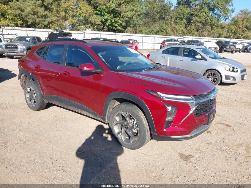 CHEVROLET TRAX FWD LT