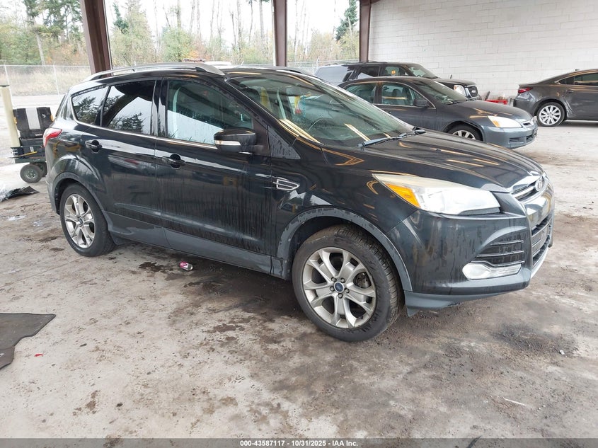 FORD ESCAPE TITANIUM