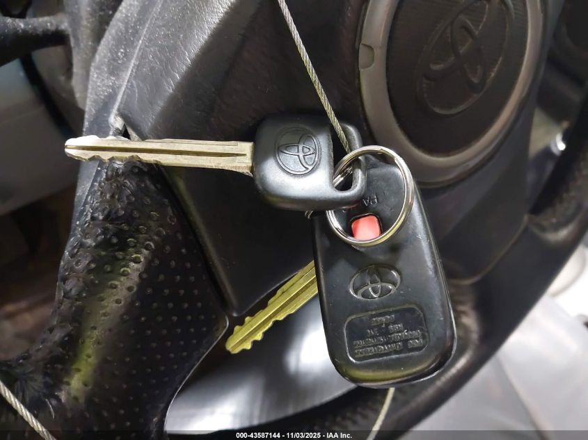 2001 Toyota Rav4 VIN: JTEHH20V116007875 Lot: 43587144