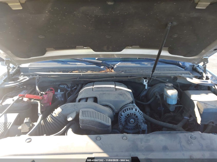 2013 GMC YUKON SLE 1GKS1AE0XDR206193