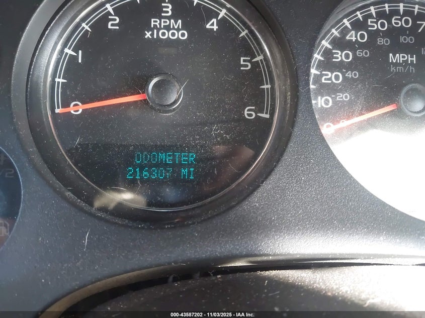 2013 GMC YUKON SLE 1GKS1AE0XDR206193