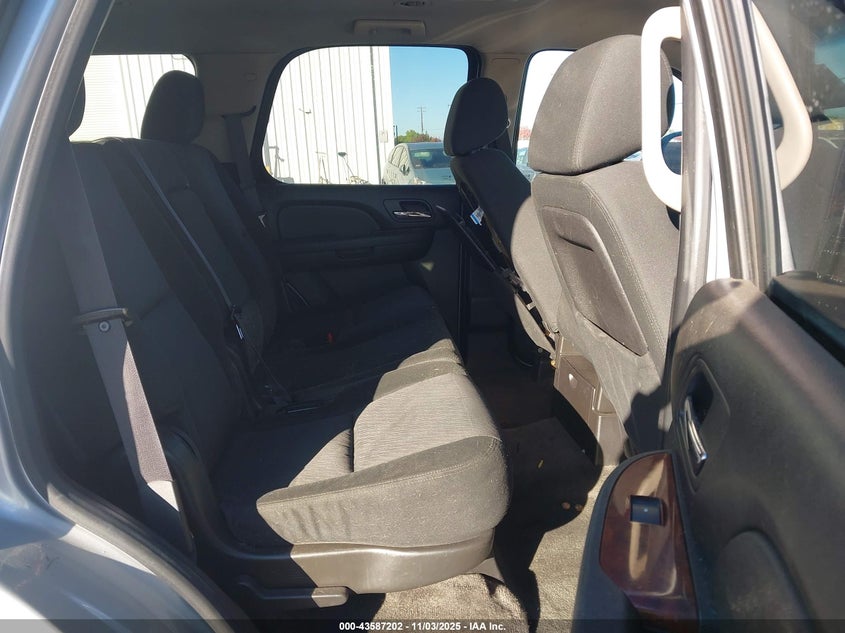 2013 GMC YUKON SLE 1GKS1AE0XDR206193