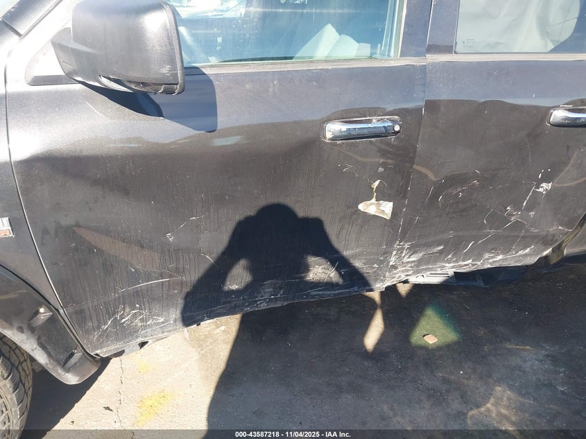 2018 RAM 1500 BIG HORN  4X4 6'4 BOX 1C6RR7GT3JS150509