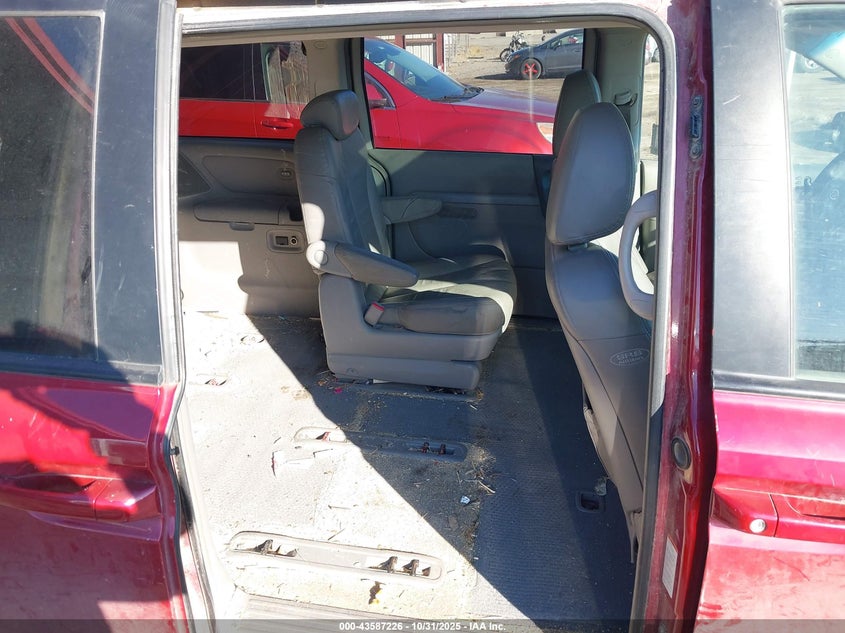 2007 Kia Sedona Ex VIN: KNDMB233276176438 Lot: 43587226