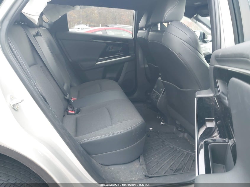 2024 Toyota Bz4X Xle VIN: JTMABACA0RA066774 Lot: 43587273