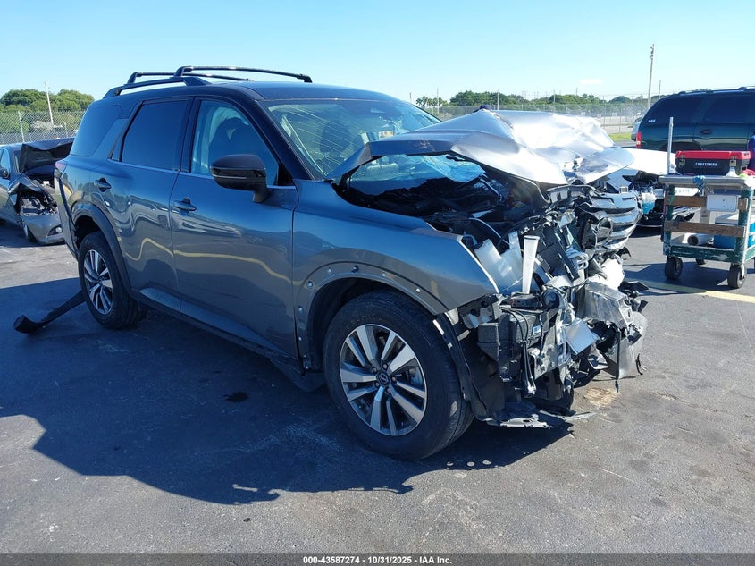 NISSAN PATHFINDER SL 4WD