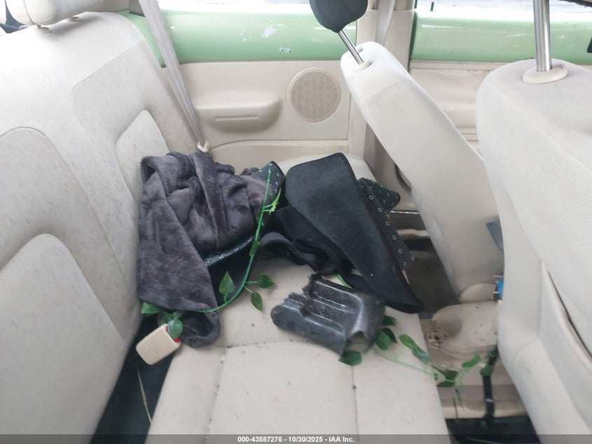 1999 Volkswagen New Beetle Gls VIN: 3VWCA21C7XM422916 Lot: 43587276