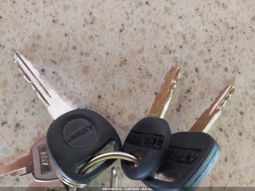 2007 Chevrolet Express Cutaway Work Van VIN: 1GBJG31UX71107942 Lot: 43587312