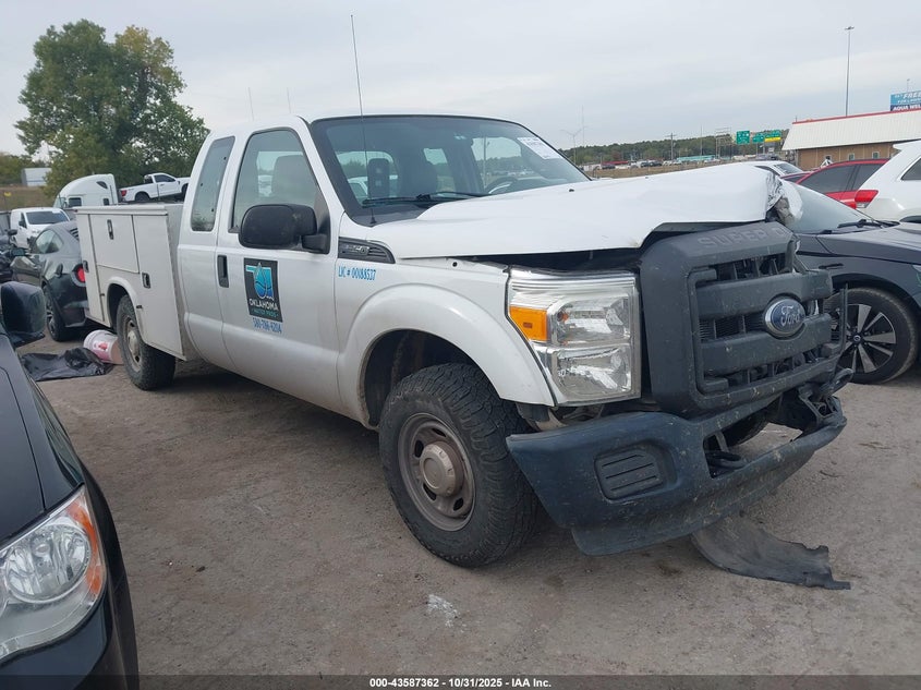 FORD F-250 XL