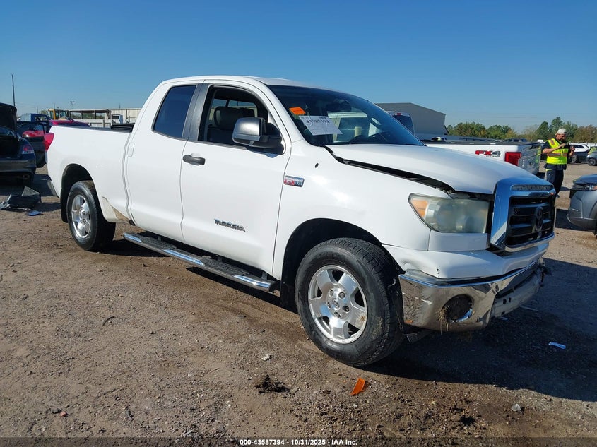 TOYOTA TUNDRA GRADE 5.7L V8