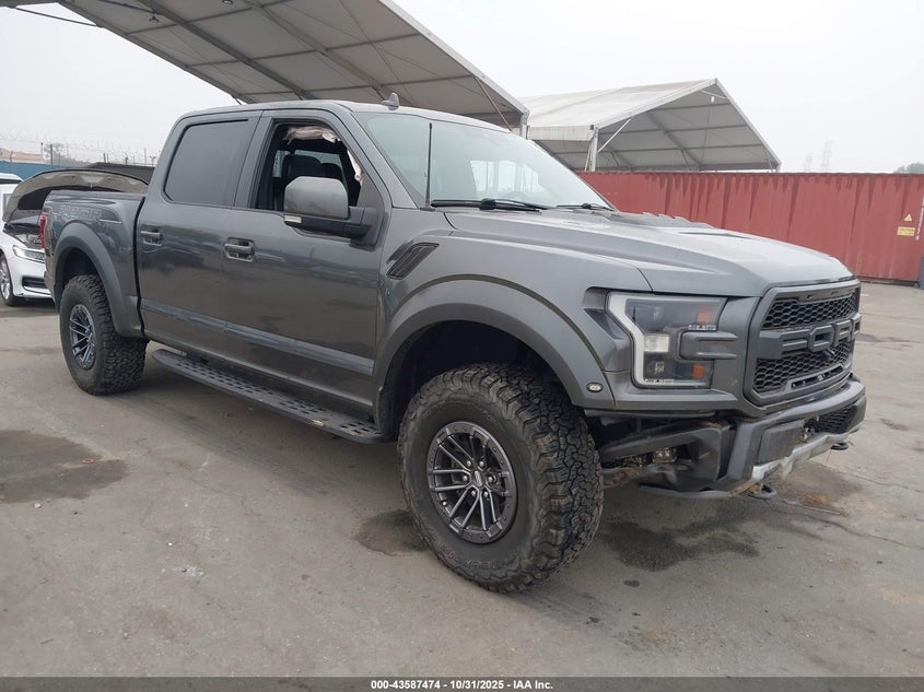 FORD F-150 RAPTOR