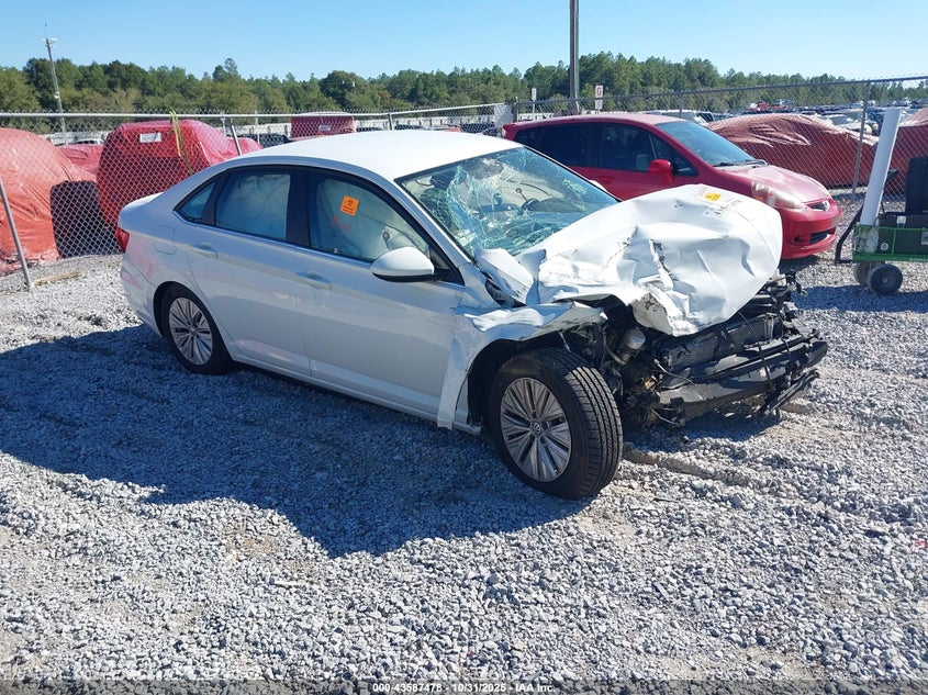 VOLKSWAGEN JETTA 1.4T R-LINE/1.4T S