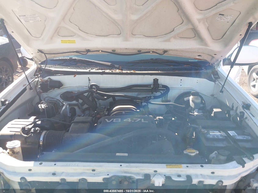 2005 Toyota Sequoia Sr5 V8 VIN: 5TDZT34AX5S254743 Lot: 43587485