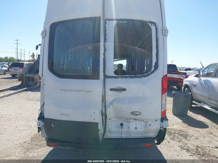 2017 Ford Transit-250 VIN: 1FTYR3XM0HKB07472 Lot: 43587529