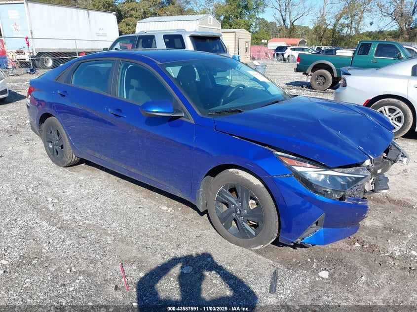 HYUNDAI ELANTRA BLUE