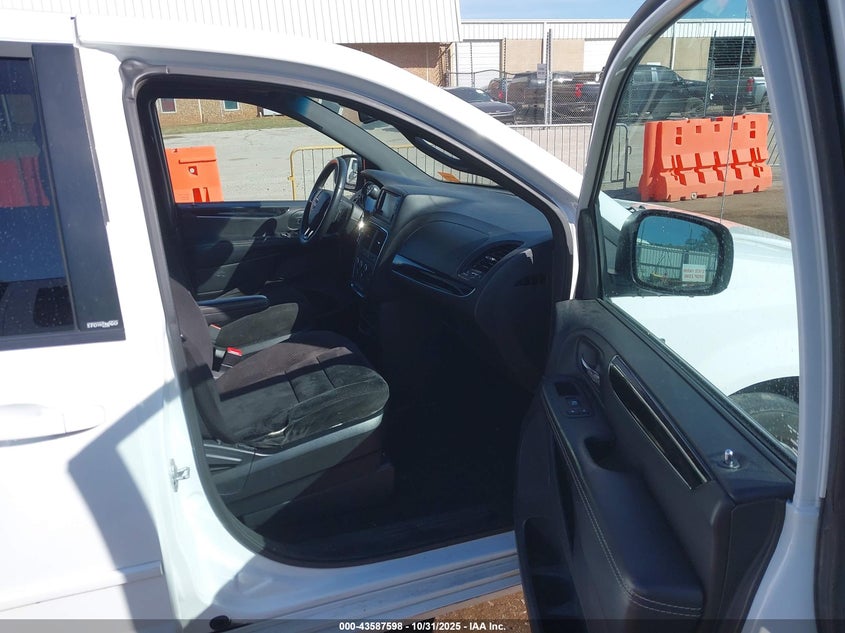 2C4RDGBG7ER340371 2014 DODGE CARAVAN photo no. 5
